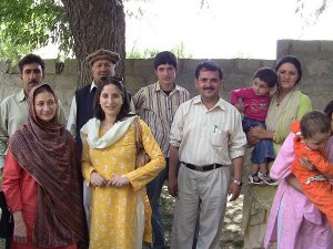 Sadaf Munshi with Burushaski speakers in Hundur (Yasin valley, July 2010)